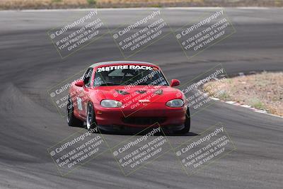 media/Jun-01-2025-CalClub SCCA (Sun) [[eae223c5dd]]/Group 1/Track Event 4/